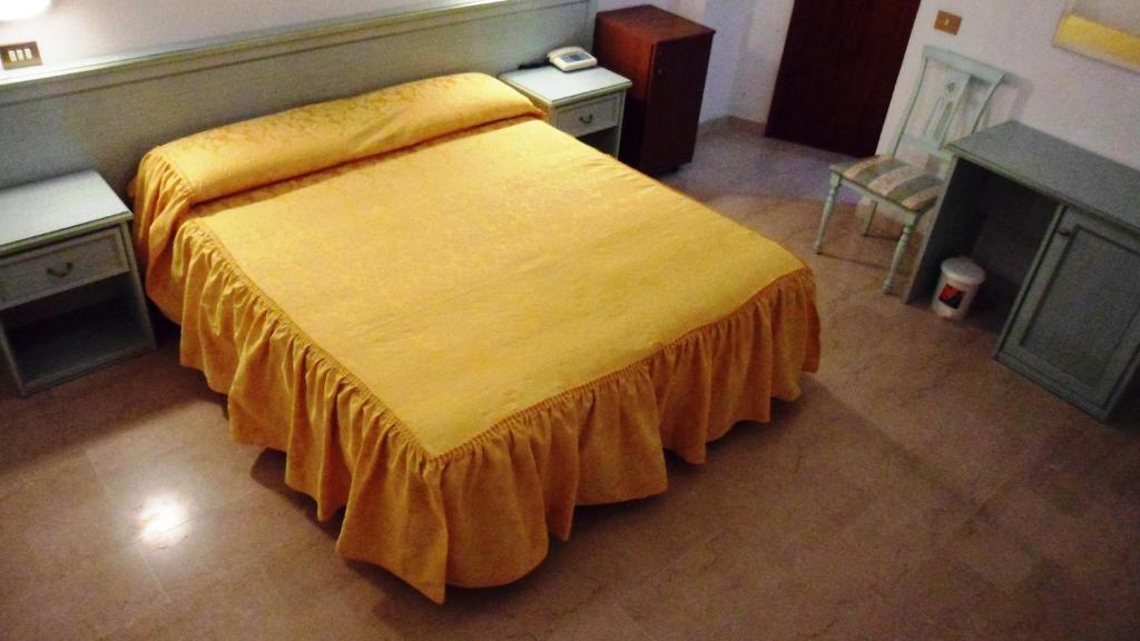 Hotel Reali キアンチャーノ・テルメ 部屋 写真